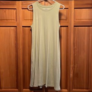 Olive Green Flowy Pocket Dress